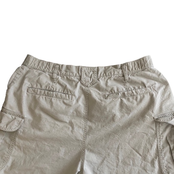 Columbia | Mens Khaki Cargo shorts Size XL - Picture 5 of 8